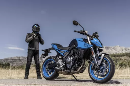 new-gsx8s-action-2-ffkonmtzrw.jpg