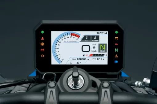 new-gsx8s-action-7-zq850ec6uw.jpg