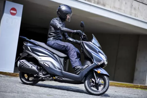 suzuki-news-boost-trio-action-9-4jmcxy2iew.jpg